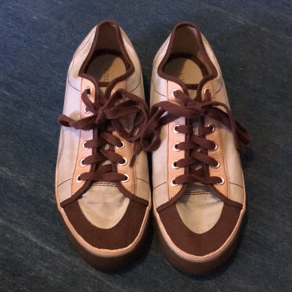 Blue and brown slip on sneakers